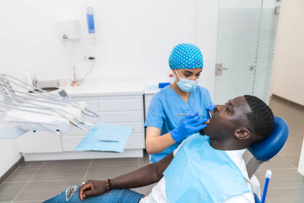 Best Emergency Tooth Extraction in Pine Hills, CA